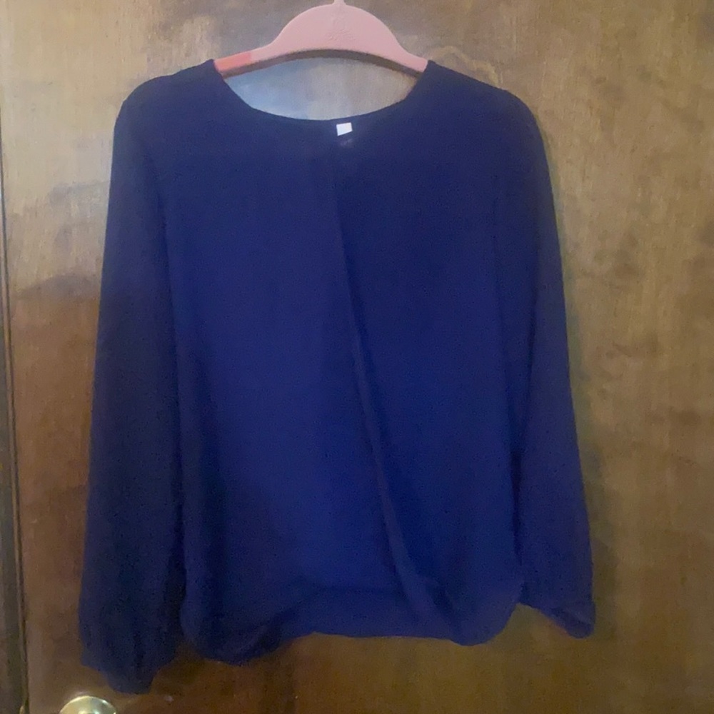 Flowy navy blue sweet pea top